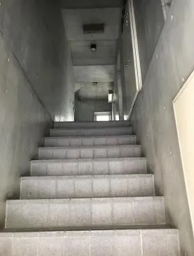 ビーフラットビルの外観