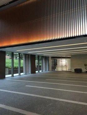 東五反田スクエアビルの外観