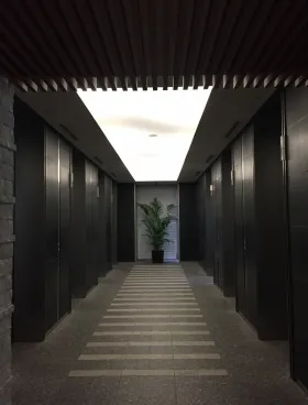 東五反田スクエアビルの外観