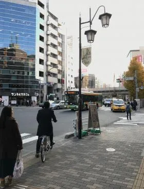 レスポアールビルの外観