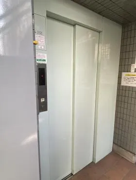 タチムラビルの外観