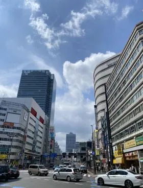 京王新宿追分ビルの外観