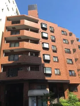 ゾンネンハイム渋谷ビルの外観