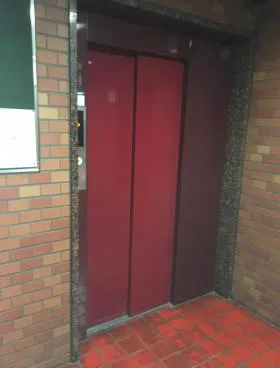 ゾンネンハイム渋谷ビルの外観
