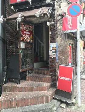 大石ビルの外観