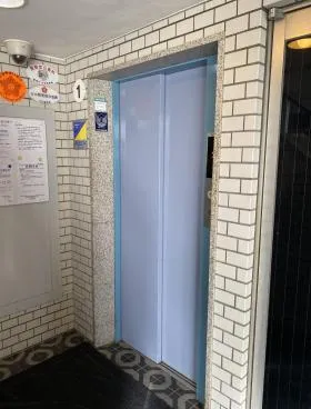 川名ビルの外観