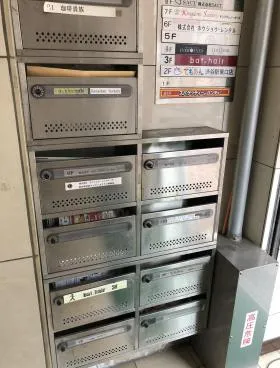窪島ビルの外観