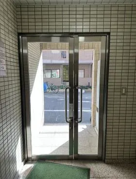 ダイアビルの外観