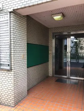 ナカヤビルの外観