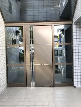 青山Kハイツビルの外観