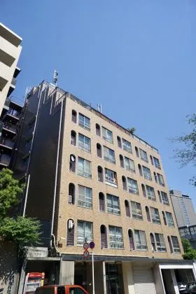 常磐松葵マンションビルの外観
