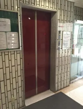 千駄ヶ谷フラワーマンションの外観