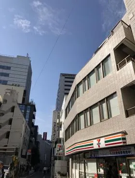 宮城ビルの外観