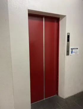 東口二葉ビルの外観