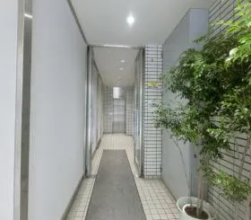 西新宿小林ビルの外観