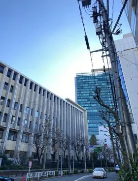 仙海ビルの外観