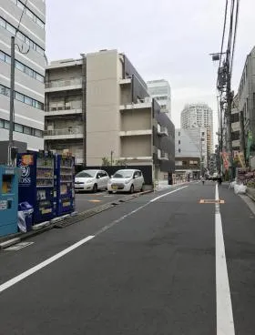 第1本間ビルの外観