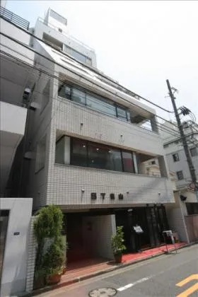 ST青山の外観