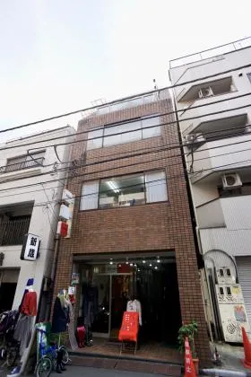 佐伯ビルの外観