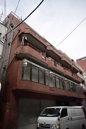 青山宮野ビルの外観