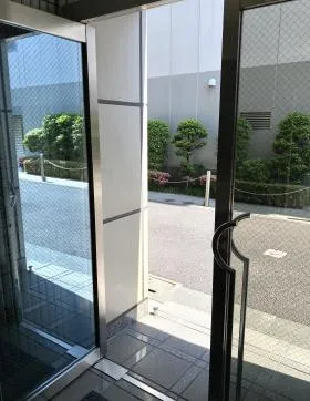 アルマビルの外観