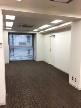 青山シティビルの外観
