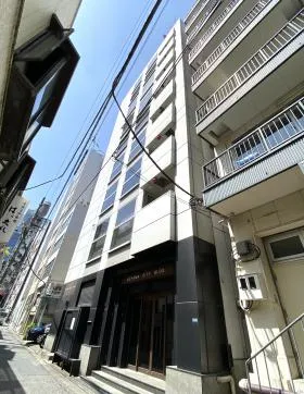 青山シティビルの外観