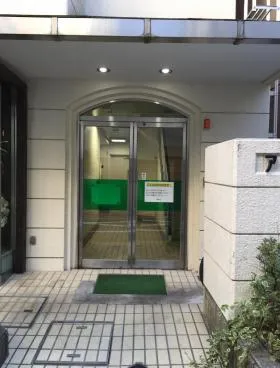 アートビルの外観