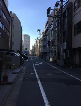 アートビルの外観