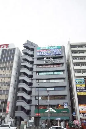 DS市ヶ谷ビル (旧:大手町建物市ヶ谷ビルの外観