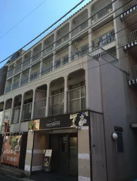 後上ビルの外観