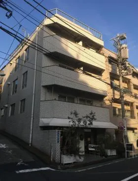 DAGビルの外観