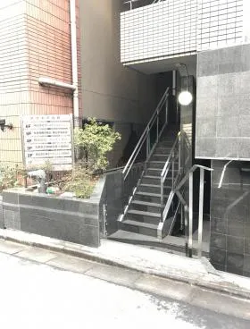 スクエア九段ビルの外観
