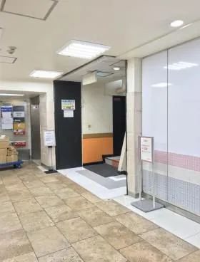 渋谷駅前ビルの外観