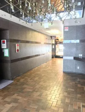 コスモ渋谷館ビルの外観