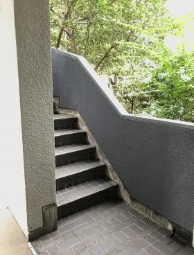 道玄坂プラザ仁科屋ビルの外観