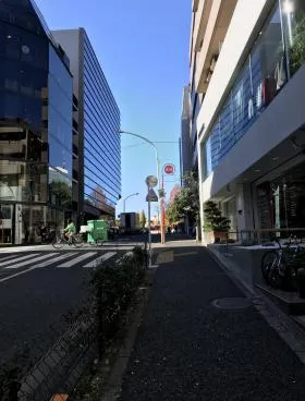 ロイヤルパレス原宿の外観