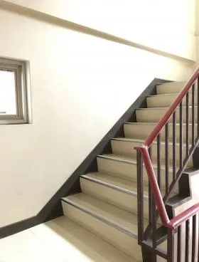 横山ビルの外観