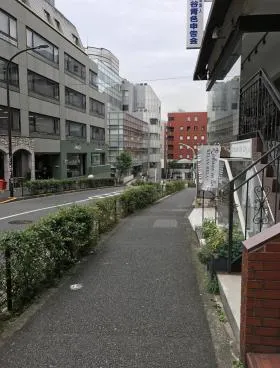 横山ビルの外観