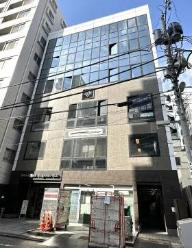 WARM LIGHT BLD.の外観