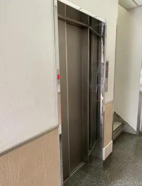 第2工業ビルの外観