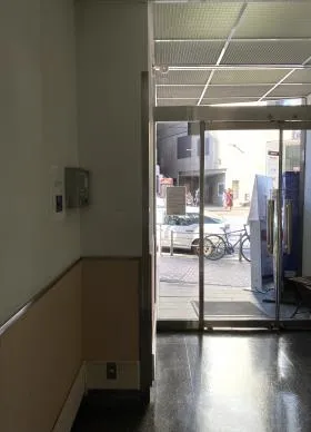 第2工業ビルの外観