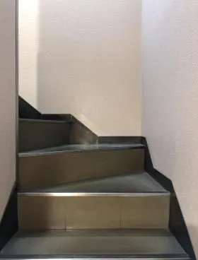 ANNI東日本橋ビルの外観