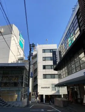 サンビルの外観