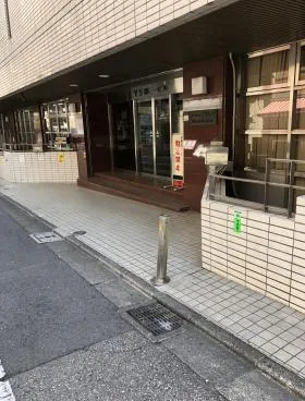 YS第1ビルの外観