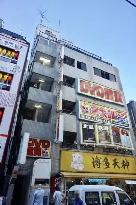 照力ビルの外観
