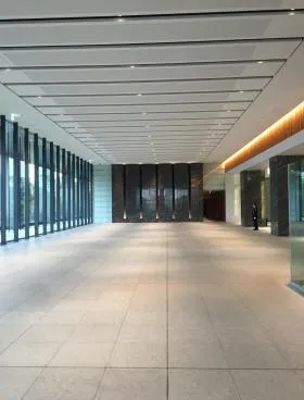 ダイバーシティ東京オフィスタワーの外観
