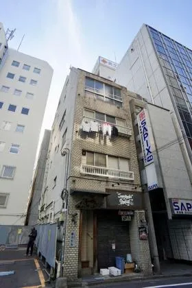 西川ビルの外観