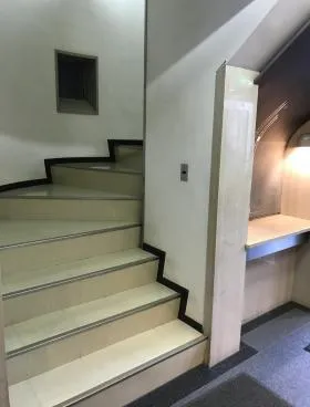 銀座三丁目ビルディングの外観