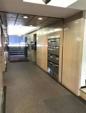 銀座三丁目ビルディングの外観
